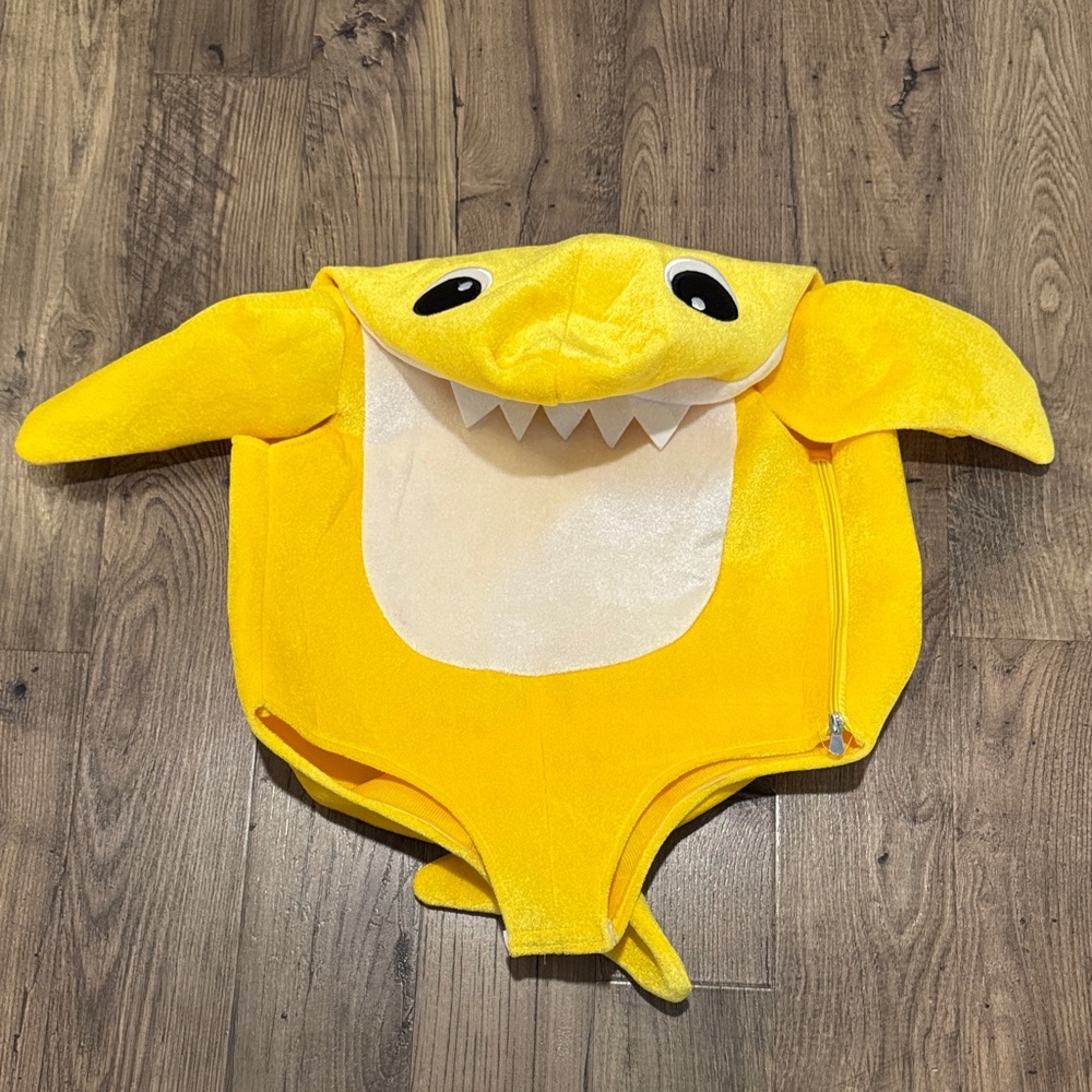 GUC Baby Shark Halloween Costume - Small